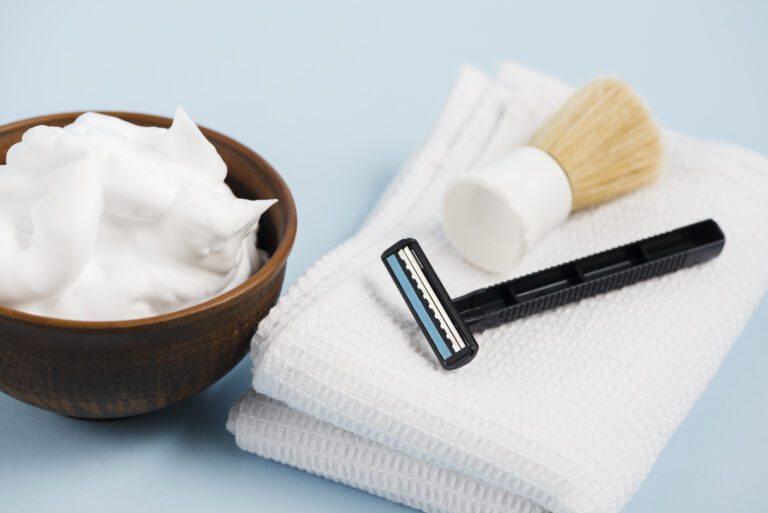 shaving cream adalah